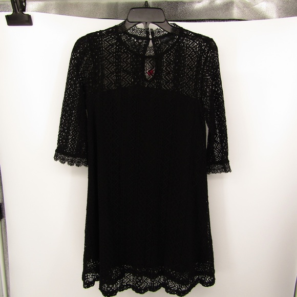 Topshop Dresses & Skirts - Top Shop black lace dress.